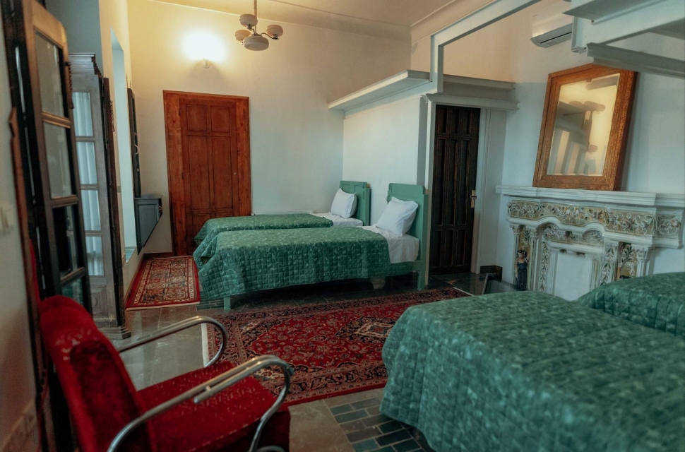 اقامتگاه سنتی منزل یزدان اصفهان اتاق چهار تخته
