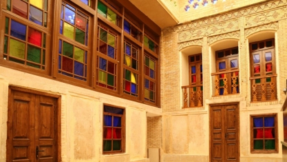 اقامتگاه سنتی پنج دری شیراز فضای داخلی اقامتگاه 1 اقامتگاه سنتی پنج دری شیراز فضای داخلی اقامتگاه 1