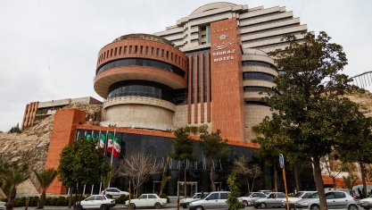 هتل بزرگ شیراز نمای بیرونی هتل بزرگ شیراز نمای بیرونی