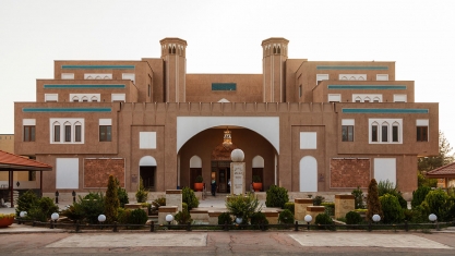 هتل پارسیان صفاییه یزد نمای بیرونی 1 هتل پارسیان صفاییه یزد نمای بیرونی 1