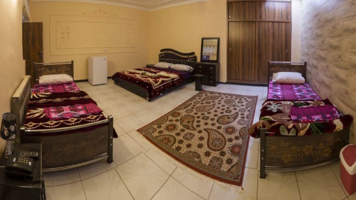 هتل کرمانیا کرمان اتاق چهار تخته