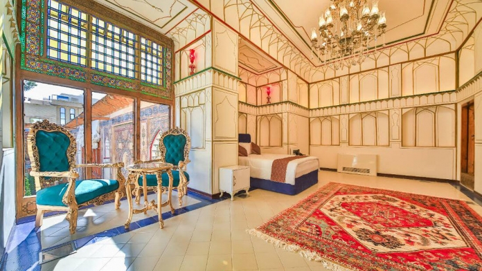 اقامتگاه سنتی کاخ سرهنگ اصفهان فضای داخلی اتاق ها 3