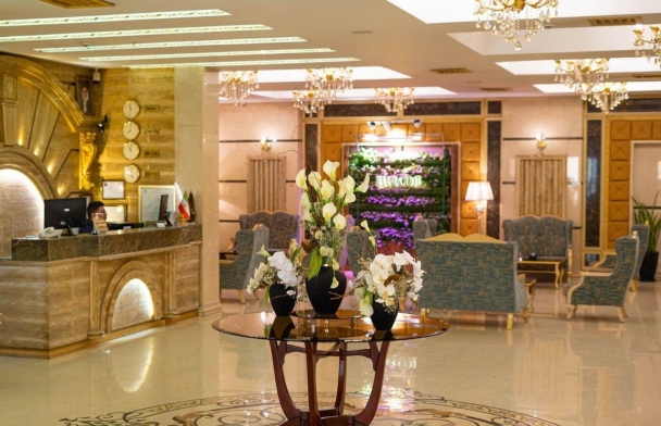 هتل حلما مشهد لابی 2