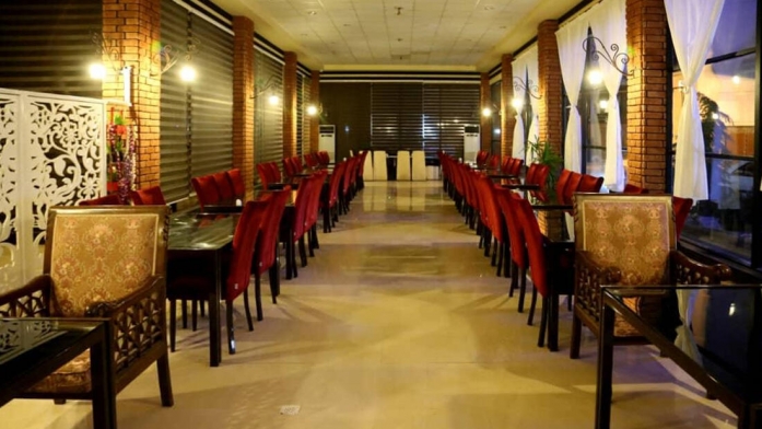 هتل آپارتمان اکسین محمود آباد رستوران 1