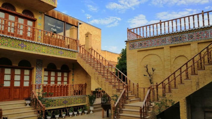 اقامتگاه سنتی فروغ مهر شیراز فضای داخلی اقامتگاه 5