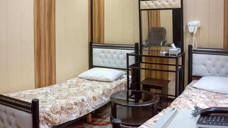 hotel-room