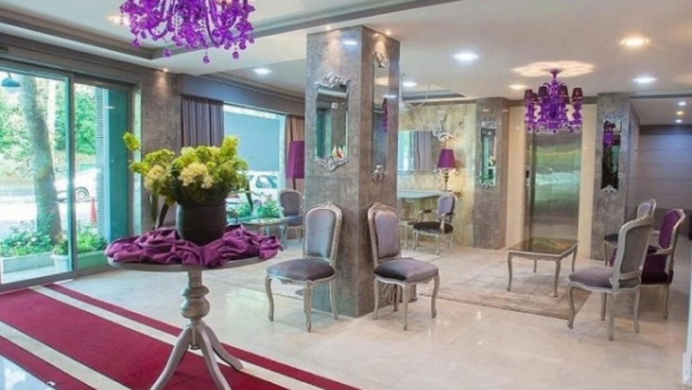 hotel-room