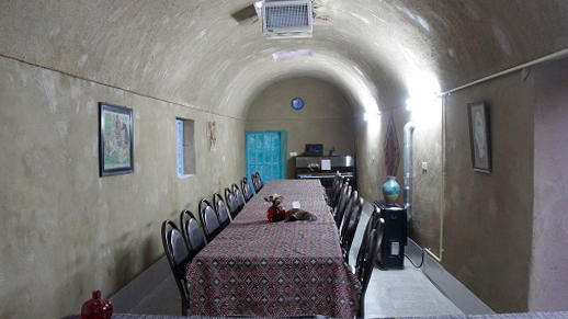 hotel-room