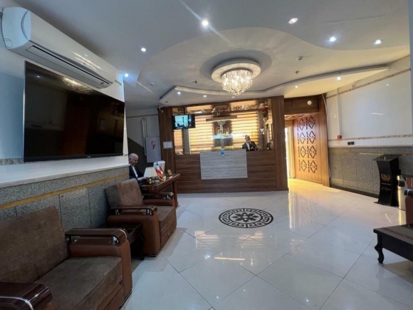 hotel-room
