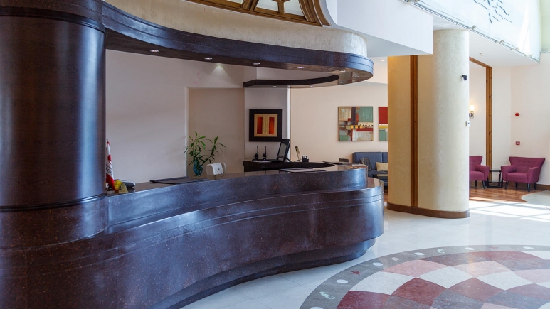 hotel-room