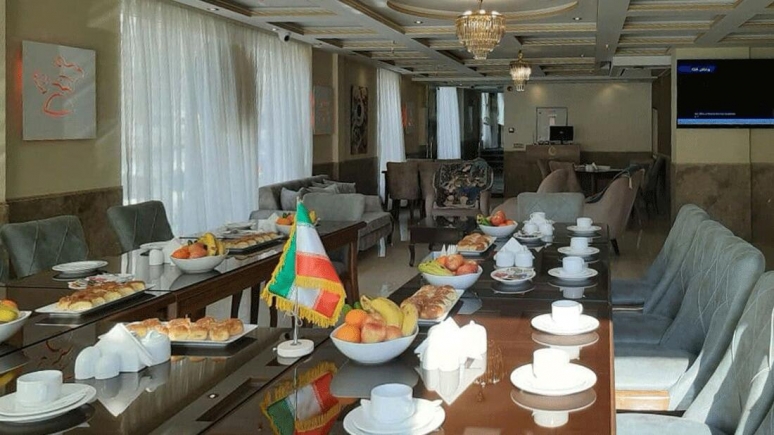 hotel-room