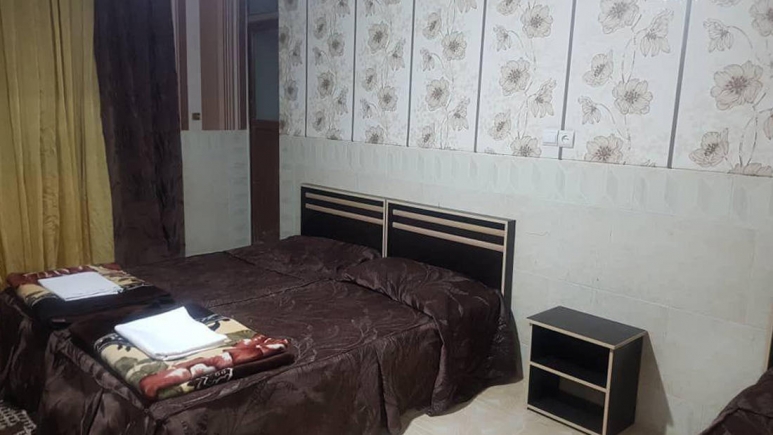 hotel-room
