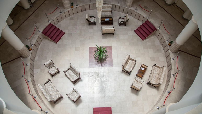 hotel-room