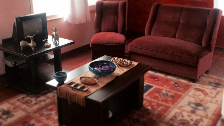 hotel-room