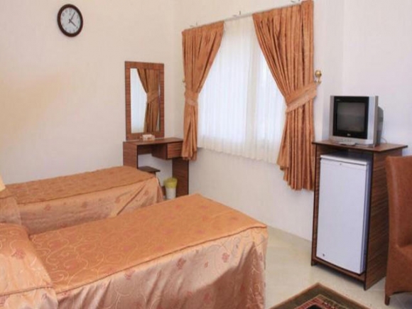 hotel-room