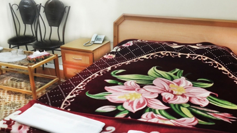 hotel-room